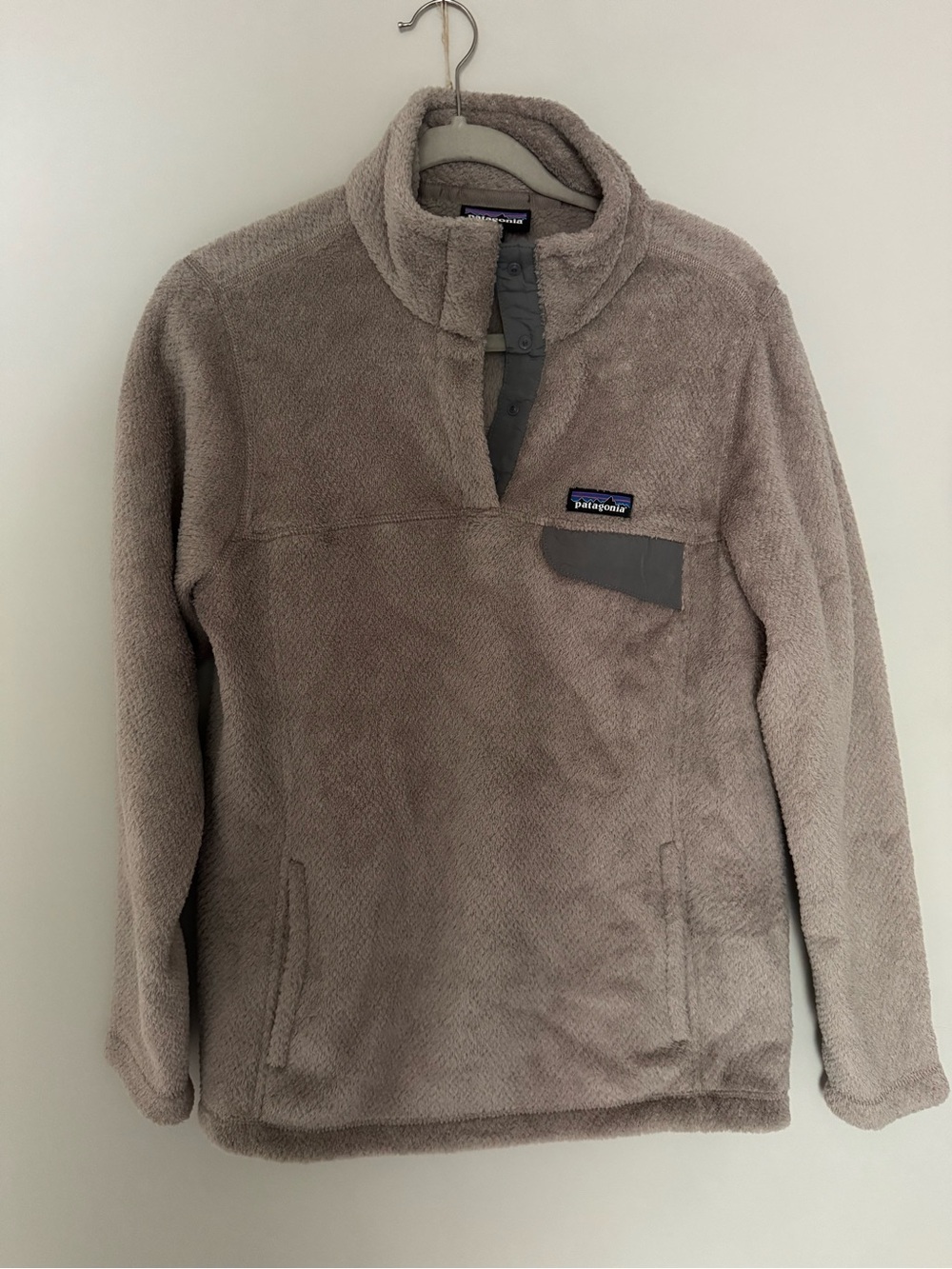 Patagonia Cozy Fleece Snap-Up Jacket in Lilac Taupe Barely Worn